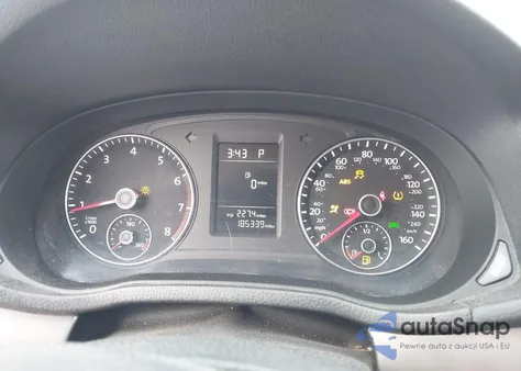 2013 Volkswagen Passat S z USA, uszkodzony, nr VIN 1VWAP7A33DC104517